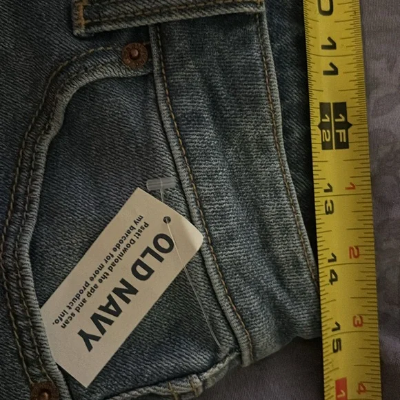 Old Navy Jeans - Picture 5 of 7